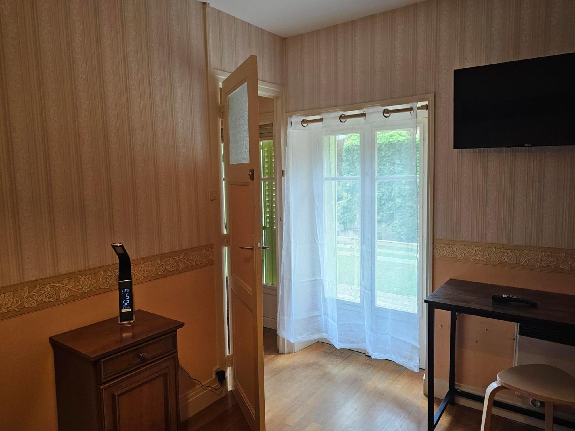 Chambres D'Hotes Les Frerots Lurcy-le-Bourg Exterior foto